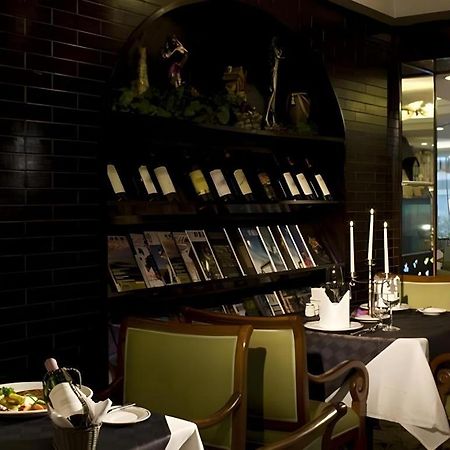 Fenggang Gladden Hotel Tiantangwei Экстерьер фото