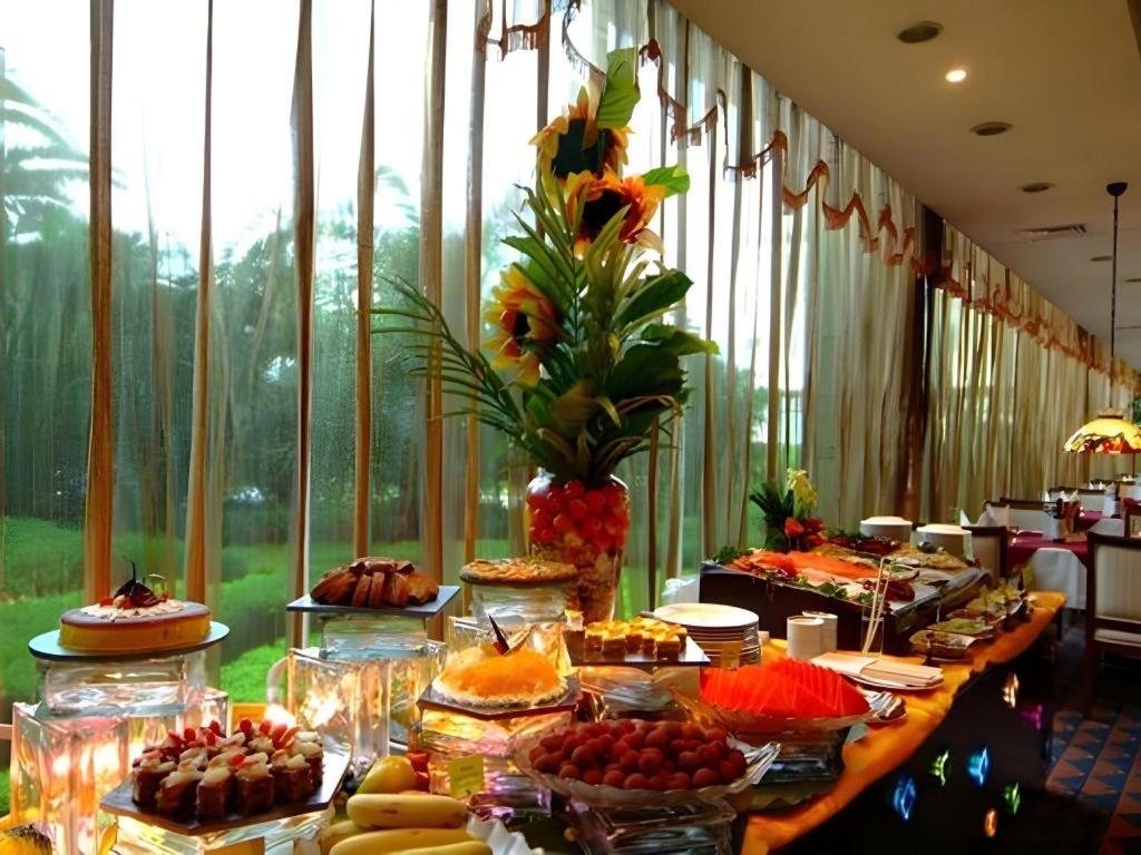 Fenggang Gladden Hotel Tiantangwei Экстерьер фото