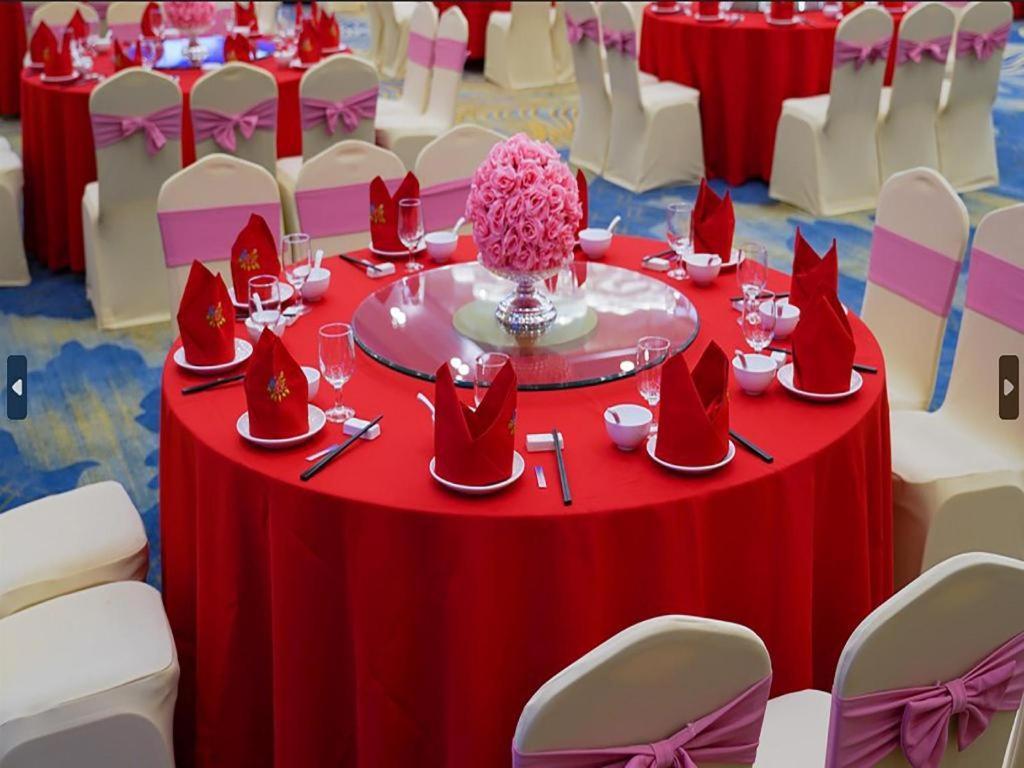 Fenggang Gladden Hotel Tiantangwei Экстерьер фото