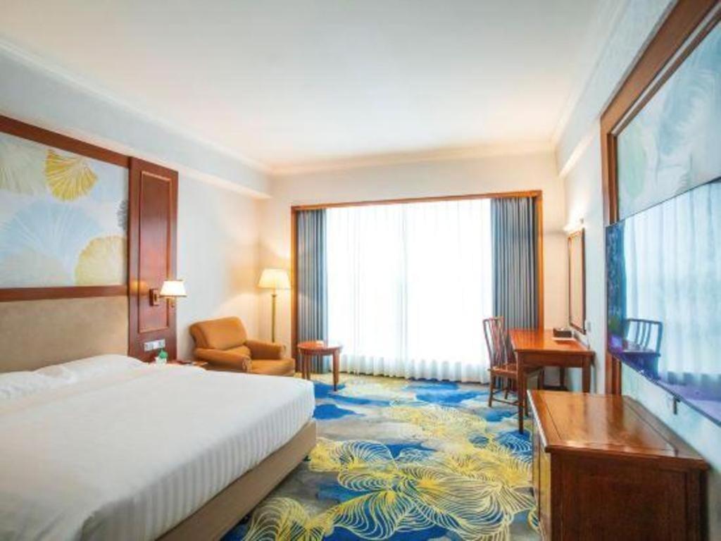 Fenggang Gladden Hotel Tiantangwei Экстерьер фото