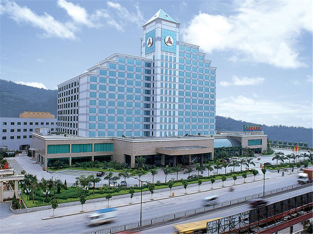 Fenggang Gladden Hotel Tiantangwei Экстерьер фото